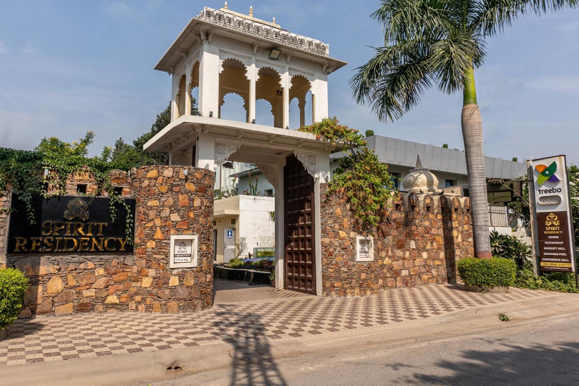 Treebo Spirit Residency Hotel อุเดเปอร์ ภายนอก รูปภาพ